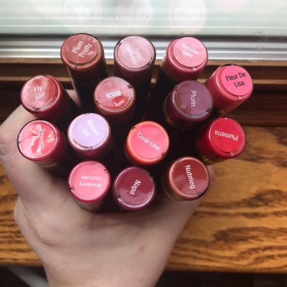 SeneGence Other - Last 4! Lipsense Bundle
